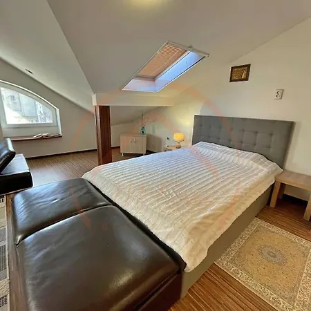 Elite Central 2br Maisonette Spacious And Stylish * Varna